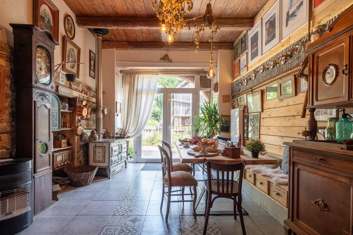 Bed and Breakfast 'La Grange Du Kerala - Chambre' with Mountain View, Shared Terrace and Wi-Fi in Ban-sur-Meurthe-Clefcy, Regional Naturpark i Ballons des Vosges