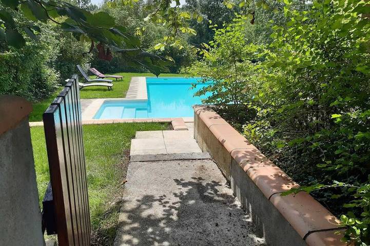 Location de vacances pour 6 personnes, animaux acceptés dans Navès (Tarn)