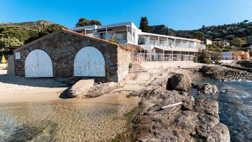 Gîte pour 5 personnes, avec balcon dans Plage Saint-Clair - 2