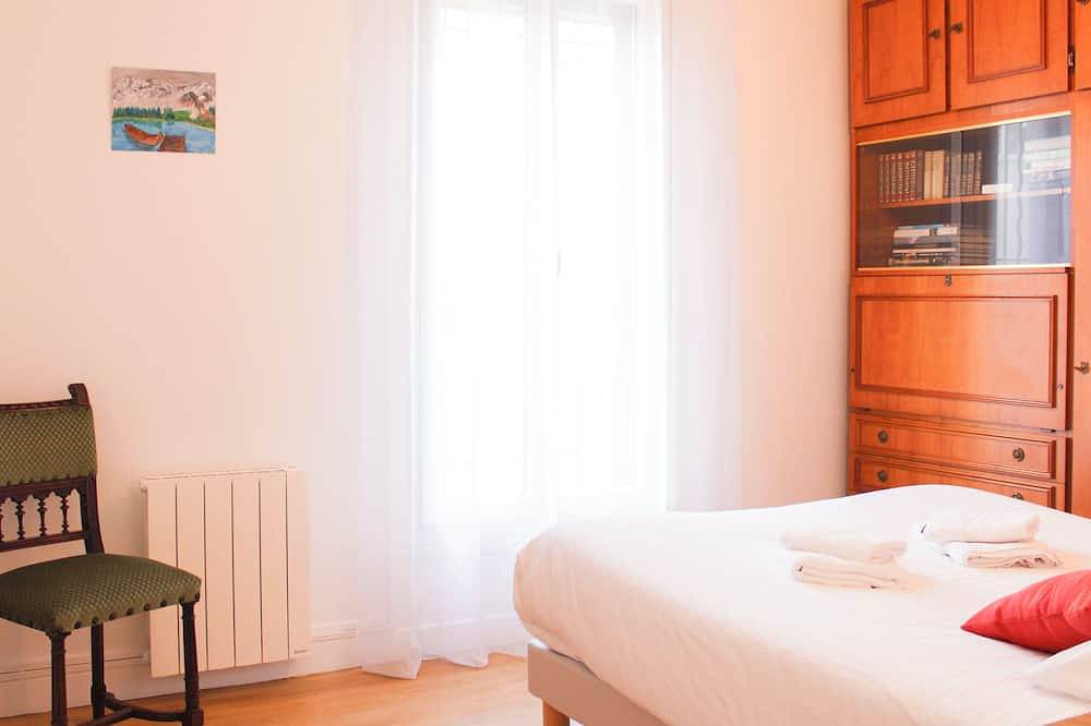 Apartamento entero, Renovated 2-bedroom apartment in Drancy, Sena-Saint Denis