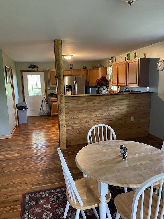 Very peaceful 3 bedroom, 2 1/2 baths cabin within minutes of Rrgorge and Nb. in Daniel Boone National Forest