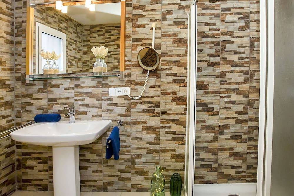 Preciosa casa de vacaciones privada para 6 personas con Wifi, piscina privada, A/C, Tv y patio in Gata de Gorgos, Costa Blanca