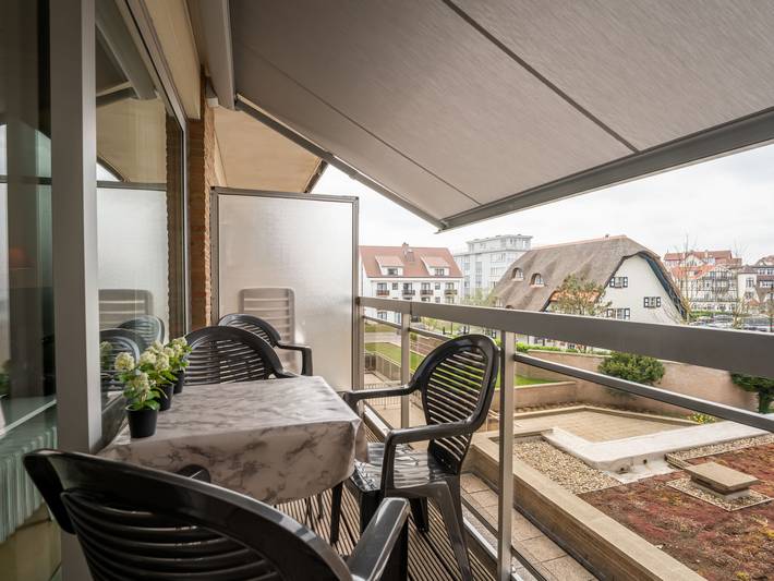 Ferienwohnung für 3 Personen, mit Terrasse und Pool sowie Garten in De Haan - 4