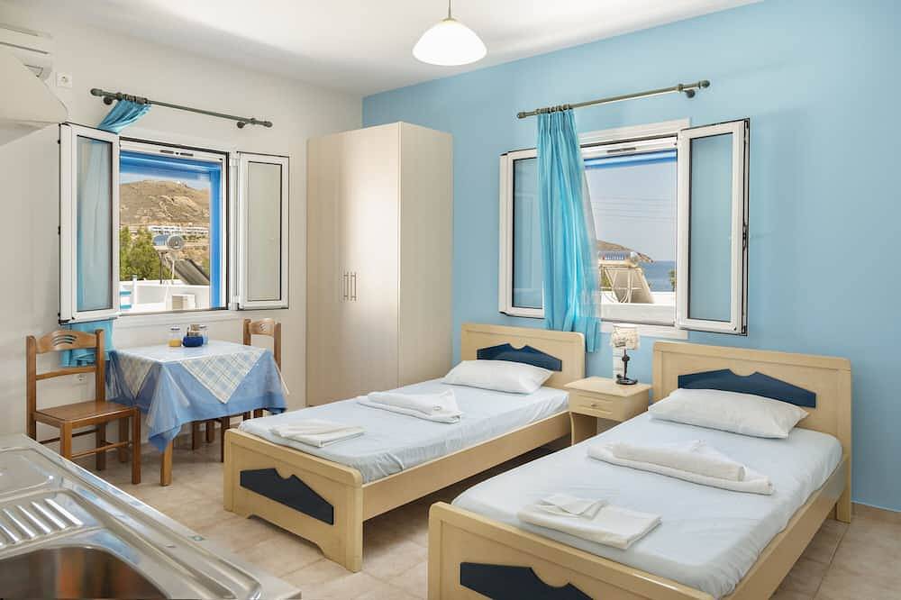 Apartamento entero, Apartamento estudio 'Studios Ninemia Serifos 4' con vistas al mar, Wi-Fi y aire acondicionado. in Livadi, Cícladas