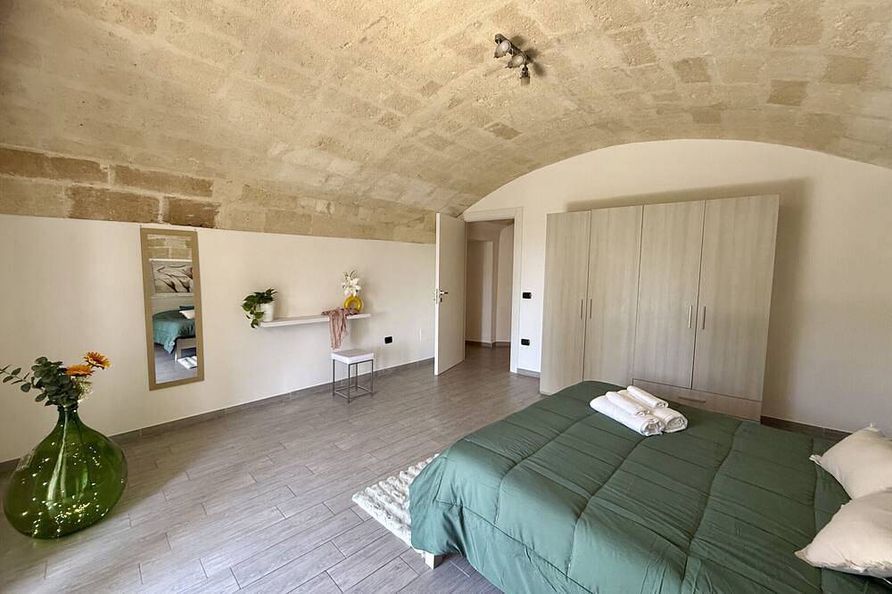 Entire apartment, Aquamirae - Historic home with panoramic balcony - in Gravina in Puglia, Alta Murgia National Park