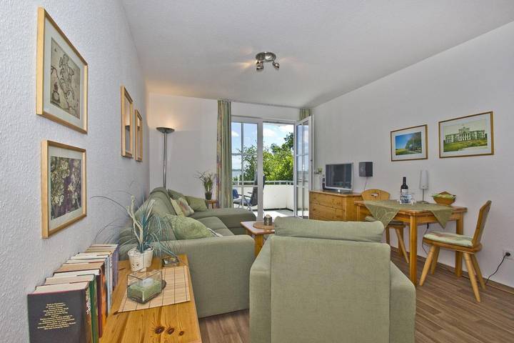 Ferienwohnung für 2 Personen, mit Balkon, mit Haustier in Lauterbach (Rügen) - 4