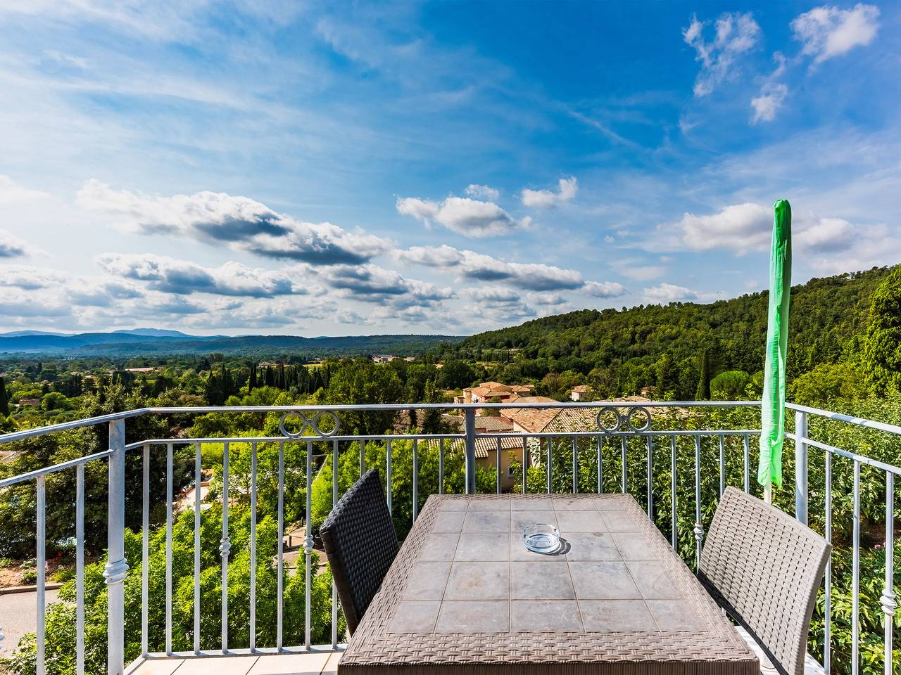 Ganzes Studio, Studio für 2 Personen mit Balkon in Callian, Draguignan Region