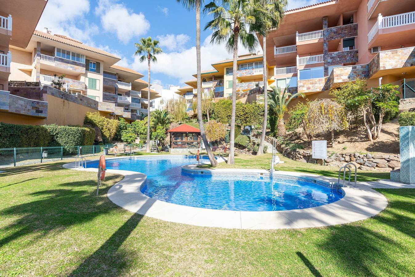 Entire apartment, Apartment 'Lovely Higueron' with Mountain View, Wi-Fi and Air Conditioning in La Capellania, Fuengirola
