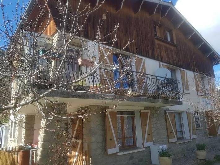 Gîte pour 2 personnes, avec Terrasse et Jardin à Saint-André-les-Alpes