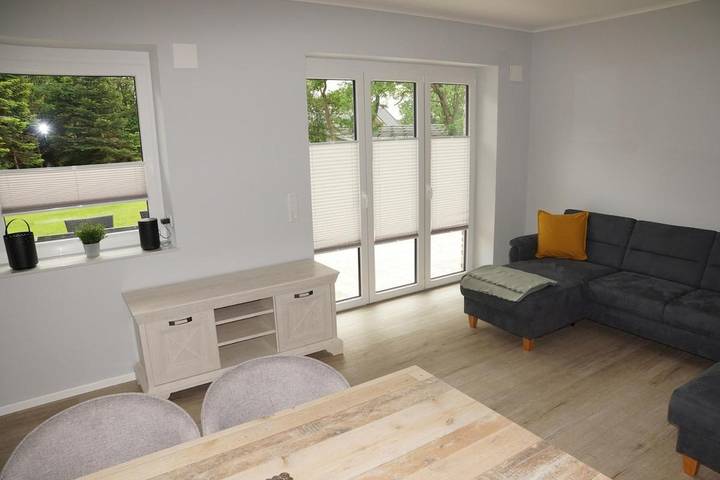 Ferienwohnung für 4 Personen, mit Terrasse und Garten sowie Ausblick in Almdorf - 3
