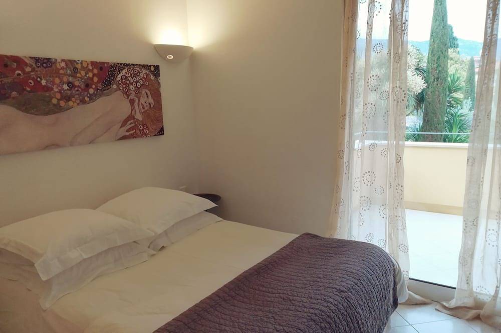 Apartamento entero, En una península mágica, lujoso llano, St Jean Cap Ferrat. in Saint-Jean-Cap-Ferrat, Nizza Region