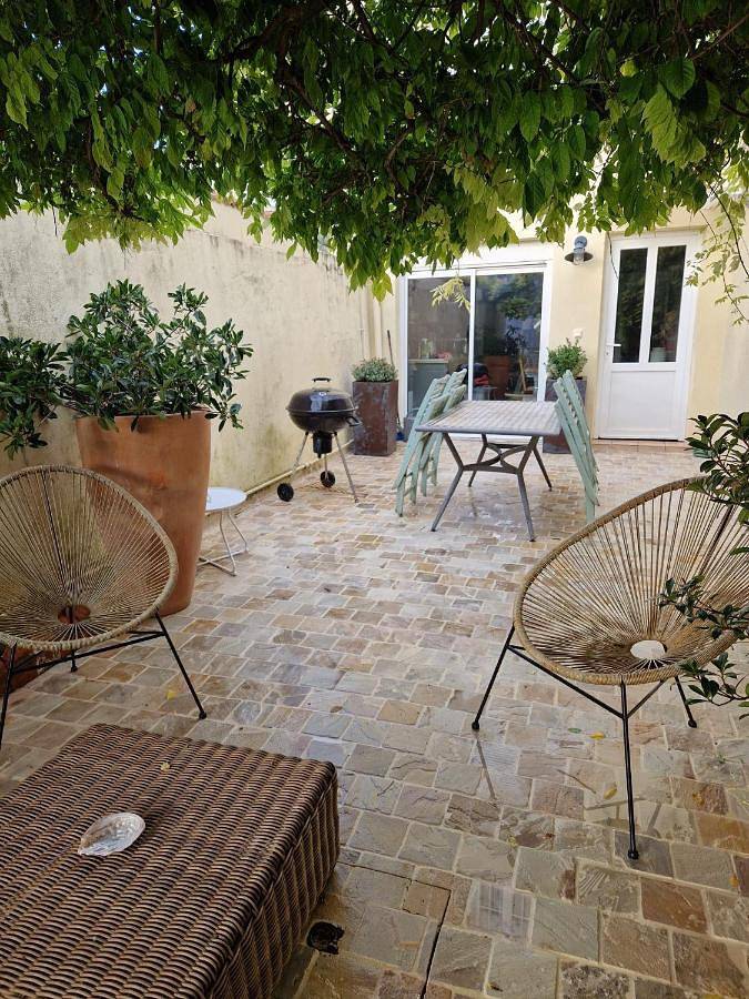 Location de vacances pour 4 personnes, avec vue et jardin à Verdun-sur-le-Doubs - 4