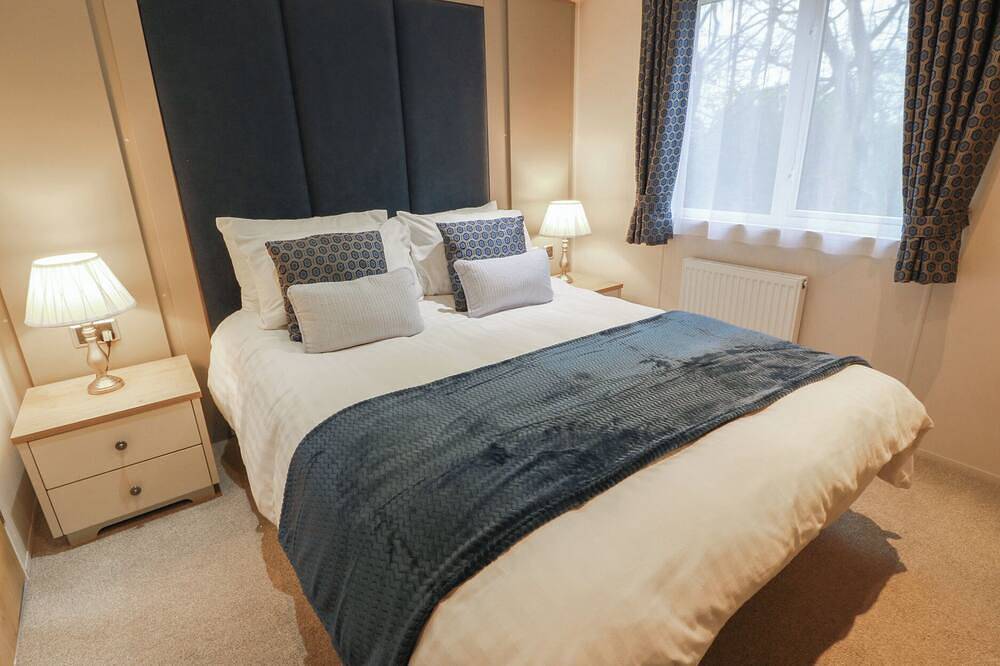 Argyll View Lodge, family friendly, with a garden in Wemyss Bay in Inverclyde