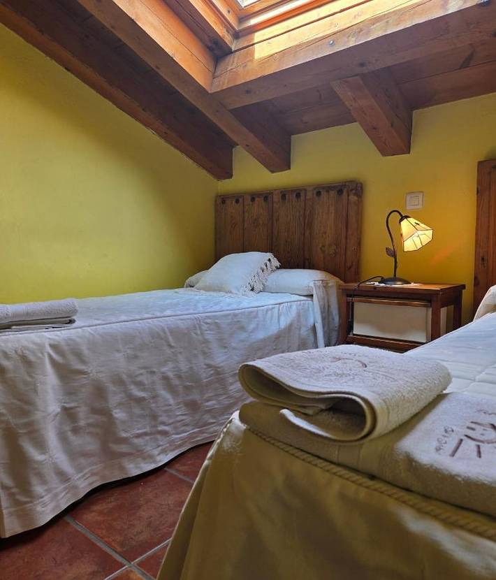 Casa de vacaciones para 6 personas, con Balcón y Terraza además de Jardín y Vistas en Campo de Peñafiel - 2