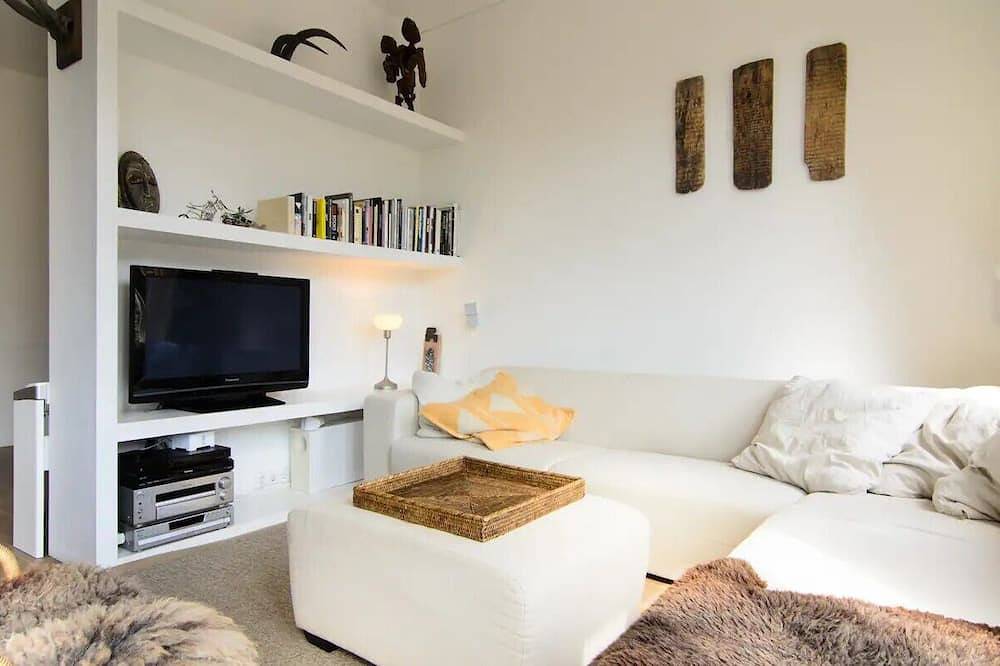 Art filled four floor townhouse in family friendly neigbourhood in Amsterdam Oost, Holländische Küste