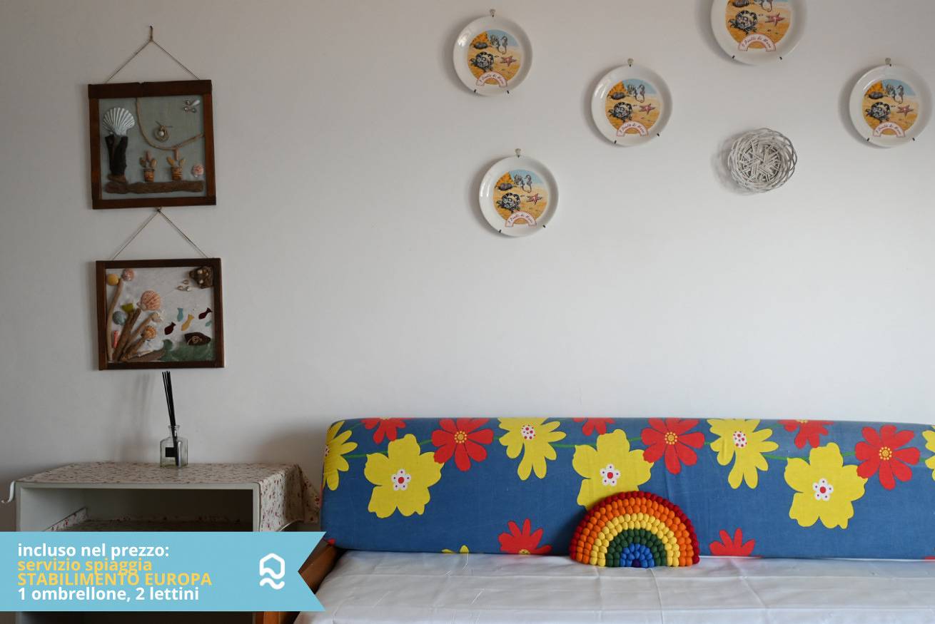 Entire apartment, Rs323 - Marcelli, two-room apartment facing the sea with beach included in Marcelli, Riviera del Conero