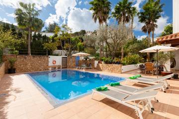 Villa in Santa Eulària des Riu, Ibiza Osten für 8 