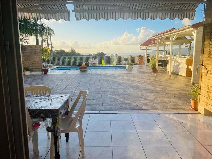 Gîte pour 6 personnes, avec piscine et jardin en Martinique - 3