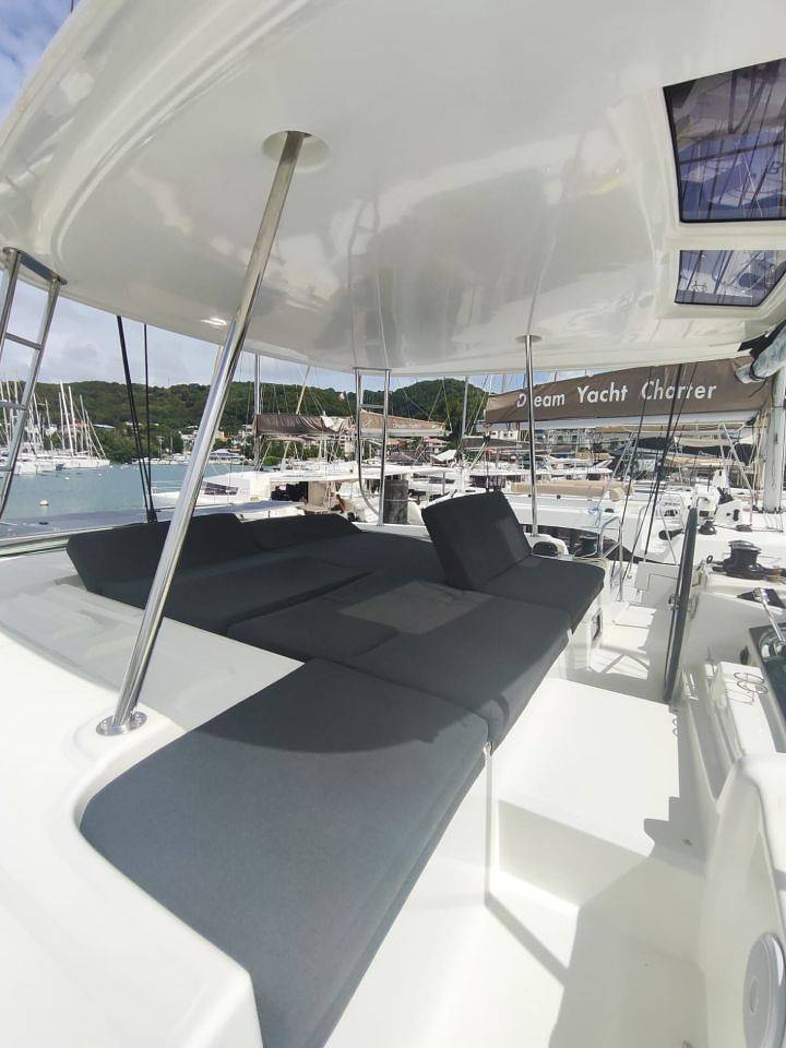 Bateau pour 8 personnes in Martinique