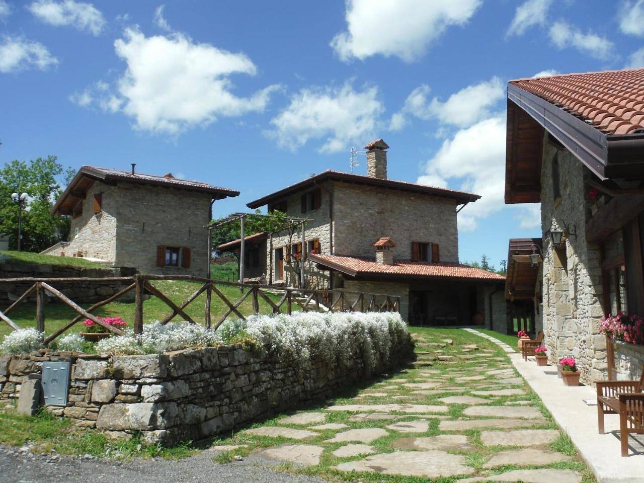 Double Room in Castiglione dei Pepoli, Alta Via dei Parchi