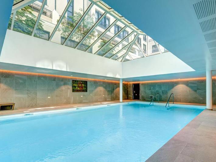 Apartahotel para 2 personas, con piscina y terraza, Se admiten mascotas en Torcy