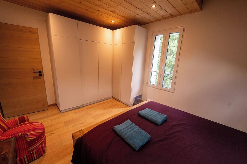 Appartement entier, Stunning Mont Blanc View: 2-Bedroom Apt near Centre in Brevent-Flegere, Chamonix-Mont-Blanc