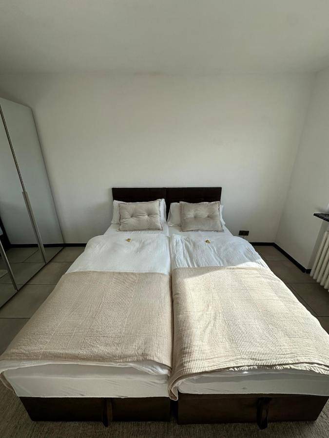 Appartement entier, Moderne Unterkunft nahe Rheinfall und Zürich in Klettgau, Hautes Forêts-Noires