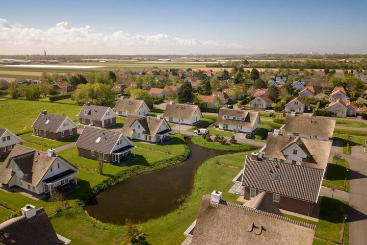 Villa voor 6 personen, met Terras en Tuin in Noordwijk