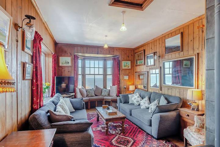 Cottage for 8 people, with garden and hot tub in Weybourne