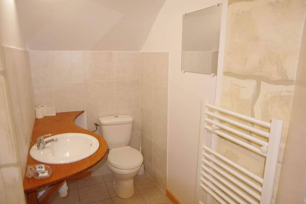 Appartement entier, Appartement 40m2 rez de chaussée, à proximité du centre de Saumur in Saumur, Vallée de la Loire