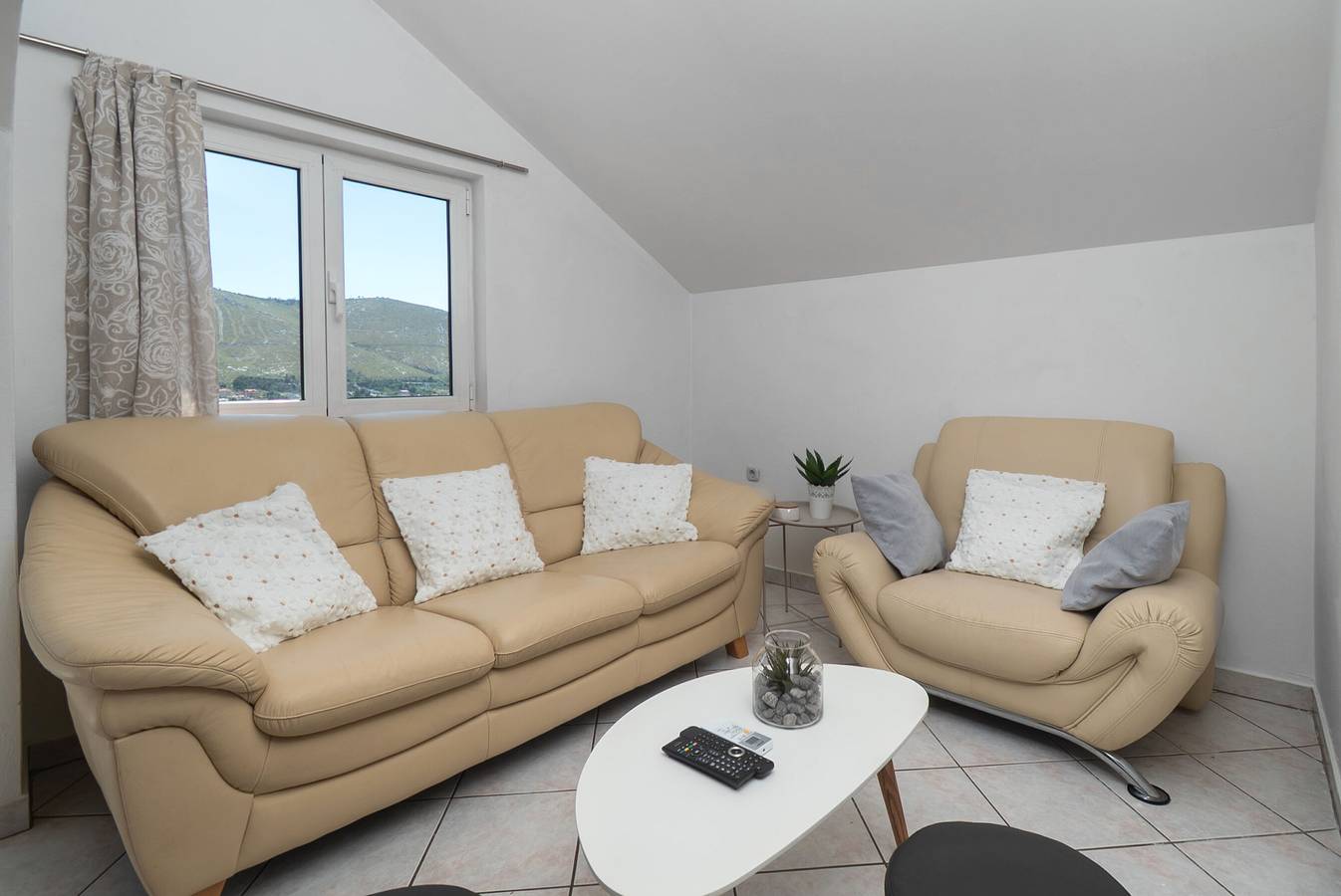 Ganze Wohnung, Apartment Meri in Grebastica, Šibenik-Knin