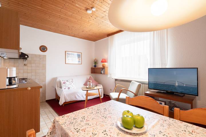 Ferienwohnung für 2 Personen, mit Garten und Terrasse, kinderfreundlich in Burg auf Fehmarn - 3