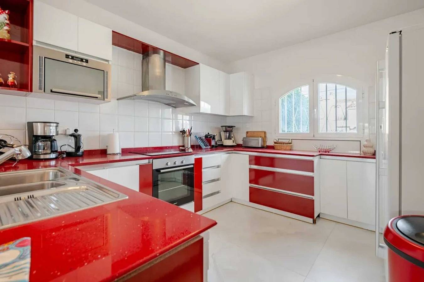 Villa accogliente a Empuriabrava con piscina privata in Empuriabrava, Upper Empordà