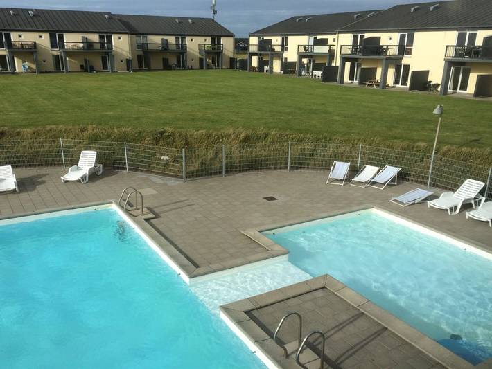 Ferielejlighed for 4 personer, med pool og terrasse i Løkken