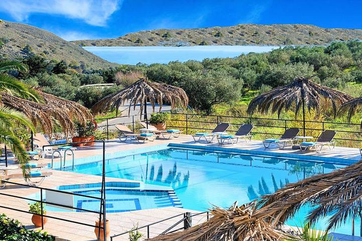 Ferienwohnung für 2 Personen, mit Pool und Garten sowie Balkon - 1