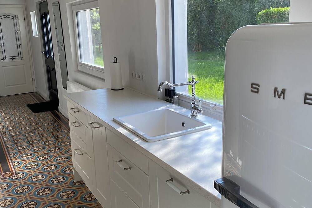 Seebungalow-Traar: Mit Steg, Hot Tub & Kamin in Krefeld, Niederrhein