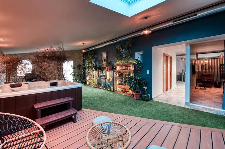 Gîte pour 2 personnes, avec jacuzzi ainsi que sauna et jardin à Entraigues-sur-la-Sorgue - 2