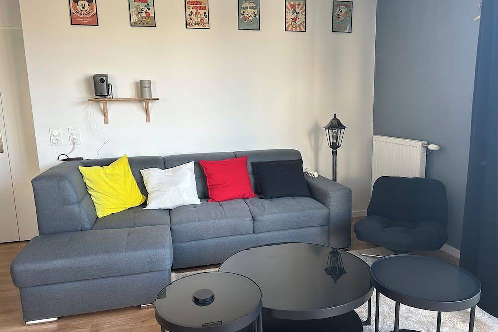 Entire apartment, La Belle et Le Nooki in Meaux, Seine-et-Marne