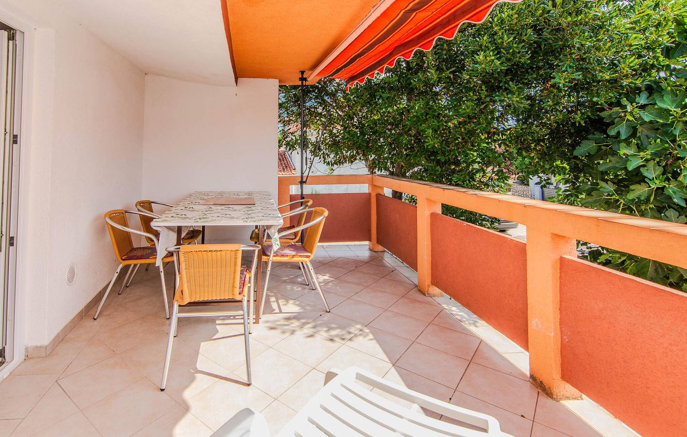 Geheel vakantieappartement, Gezellig appartement met 1 slaapkamer, terras, wifi en op 400 meter van het strand in Vir