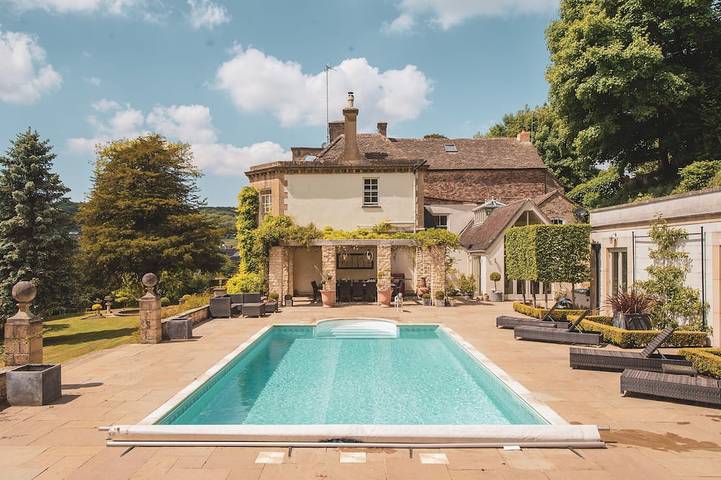 Ferienhaus für 26 Personen, mit Garten und Whirlpool, mit Haustier in The Cotswolds
