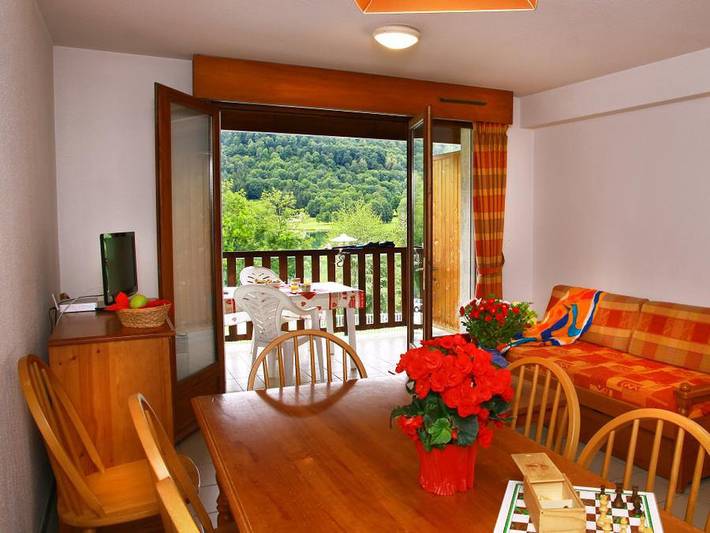 Camping pour 5 personnes, avec sauna et vue sur le lac dans les Hautes-Pyrénées - 2