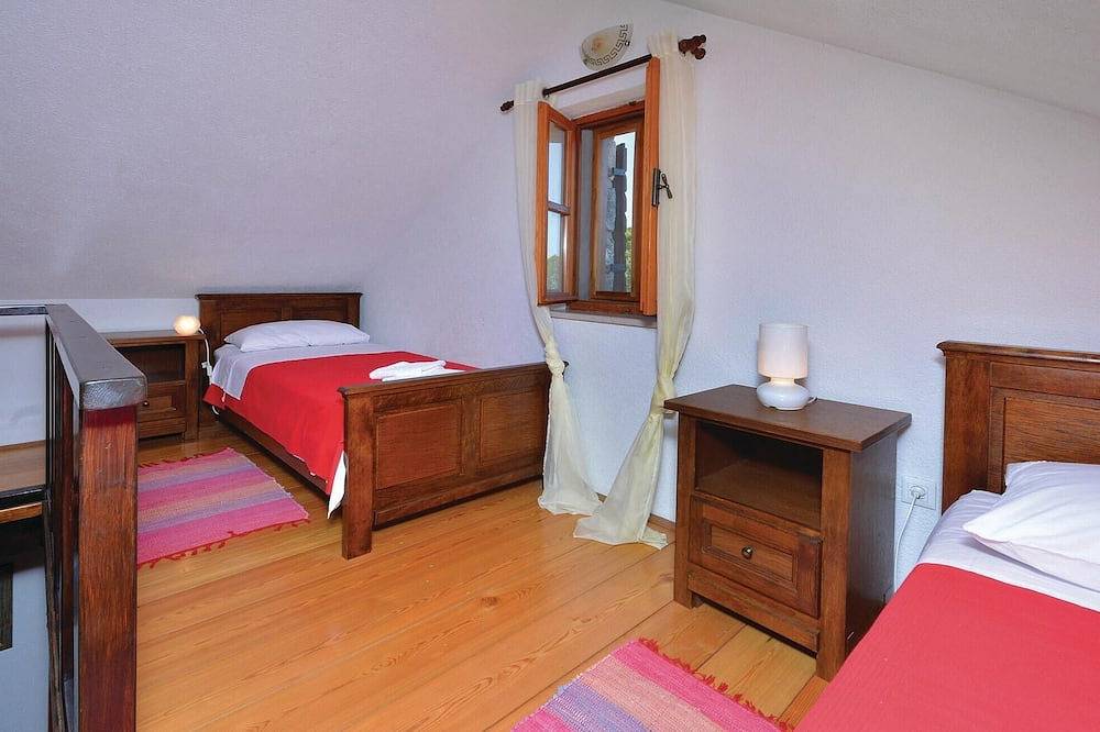 2 bedroom nice home in Stari Grad in Stari Grad, Hvar