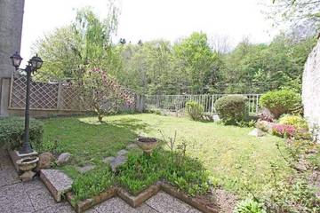 Location de vacances pour 7 personnes, avec jacuzzi ainsi que terrasse et jardin, animaux acceptés à Chantraine