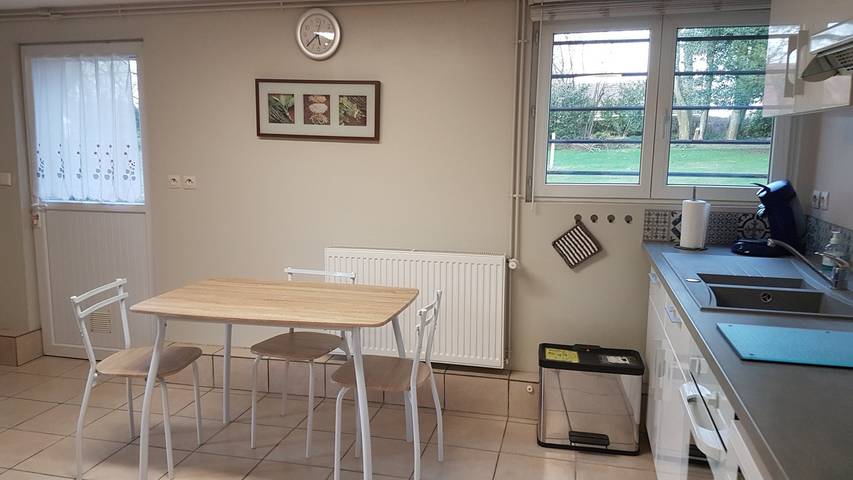 Gîte pour 4 personnes, avec jardin ainsi que jacuzzi et terrasse, animaux acceptés à Friville-Escarbotin - 3