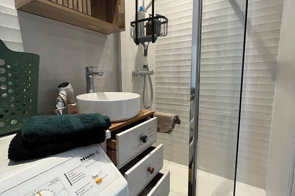 Appartement entier, T3 Duplex chaleureux au 1er étage 1km plage in Luc-sur-Mer, Région de Caen