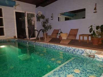 Casa rural para 2 personas, con piscina además de vistas y jardín, Se admiten mascotas en Castilla-La Mancha