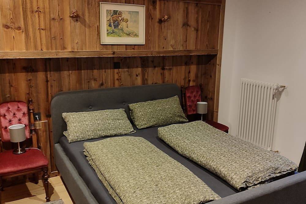 Ganze Wohnung, Ruhiges, gemütliches Ferienapartment direkt im Wandergebiet Monte Kaolino in Hirschau, Ostbayern