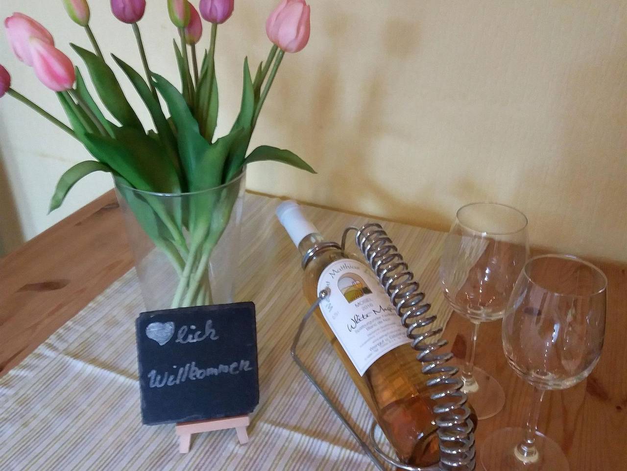 Ganze Ferienwohnung, Weingut und Gästehaus Matthias Dauns - Appartement  Goldlay in Reil, Bernkastel-Kues & Umgebung