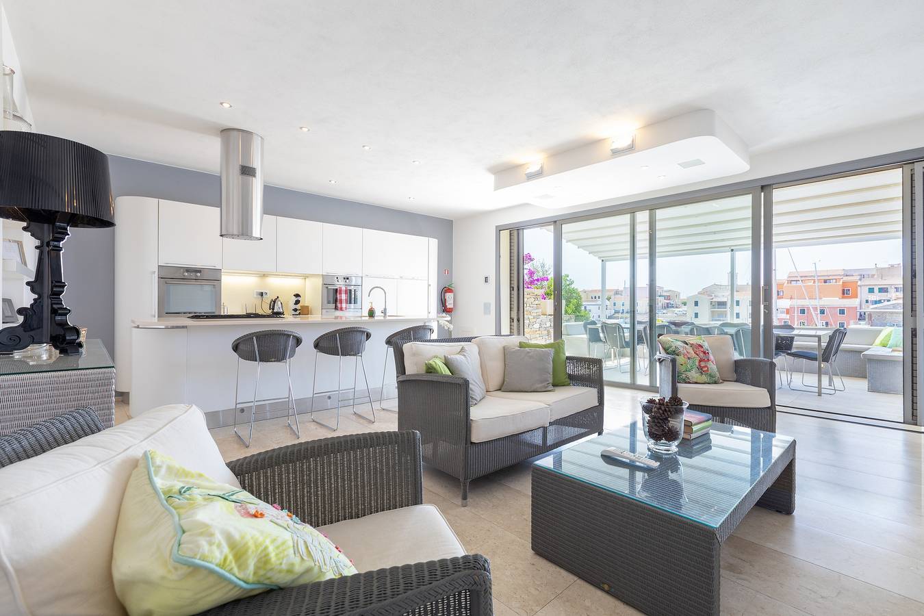 Maison de vacances 'Katy sur le port de Stintino' avec vue sur la mer, Wi-Fi et climatisation in Stintino, Nurra