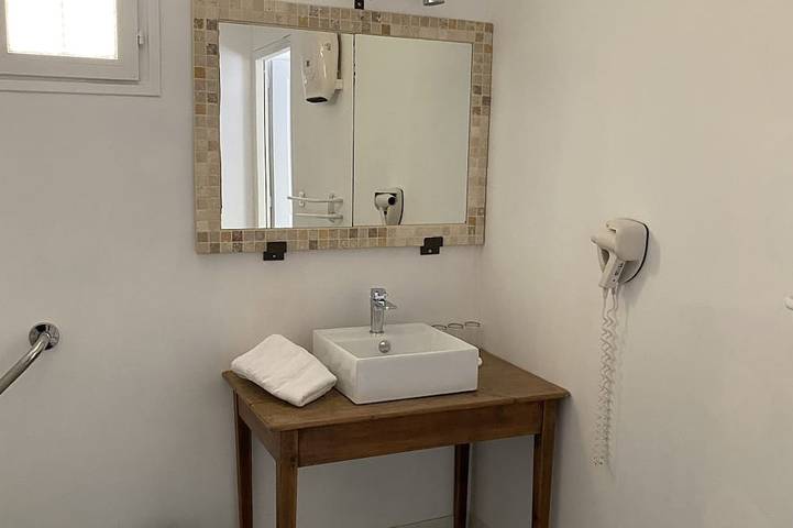 Gîte pour 5 personnes, avec piscine et jardin à Saint-Martin-de-Castillon - 3